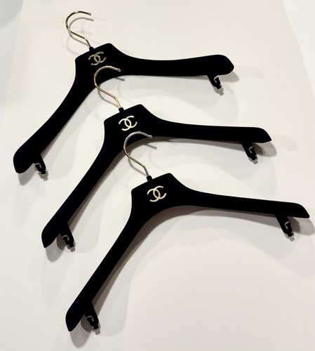 Chanel hangers black gold - black,
