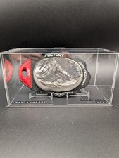 Race worn knee slider - race,