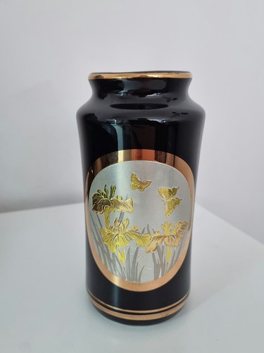 Vintage vase the art - vase,