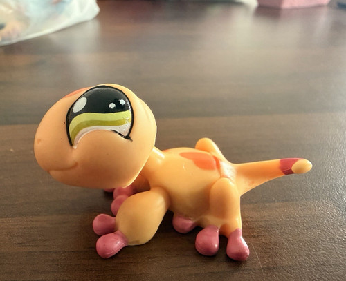 Littlest pet shop gecko
