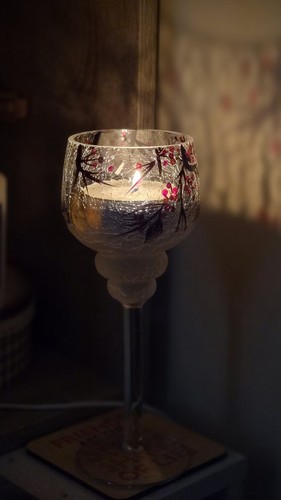 Hand painted crackle glass - ,