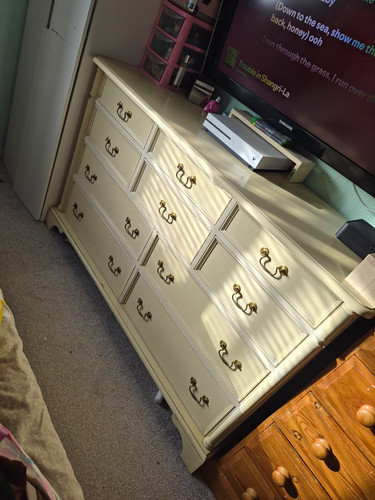 Laura ashley clifton - laura,