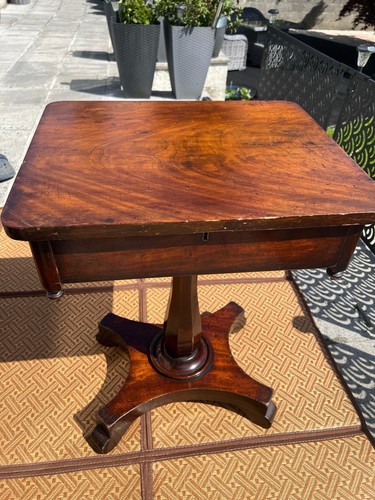 Antique regency pedestal - pedestal, table