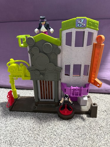 Vgc imaginext crime alley - vgc,