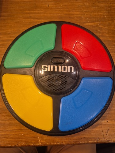 Hasbro simon electronic memory - simon,