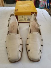 Band New Van Dal Ladies Shoes