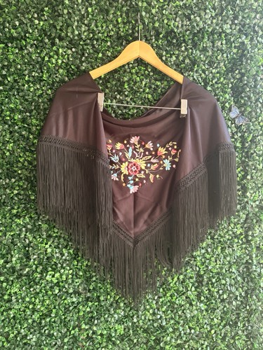 Embroidered triangular spanish - embroidered,