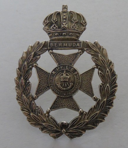 Bermuda rifles cap badge - bermuda,