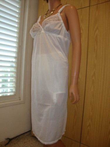White silky deep lace knee - deep,