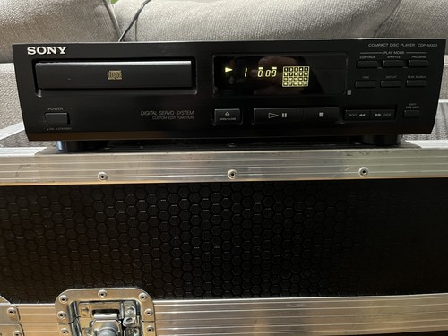 Vintage sony cdp - m303, cd