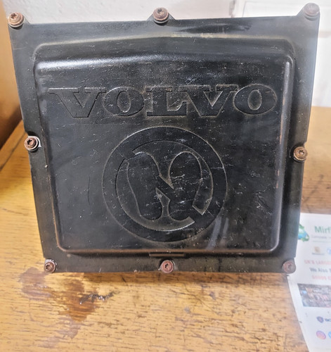 Volvo 21002996 adblue pump - volvo,