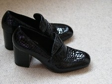 MIISTA BLACK CROC PATENT LEATHER  BLOCKHEEL LOAFERS (EU37/UK4)