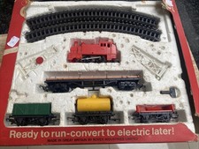 Triang Hornby RS88 Clockwork Train Set