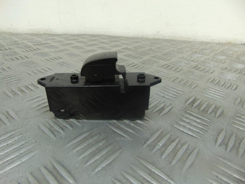 Mitsubishi left passenger ns - i,