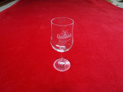 Glass glenfiddich whiskey - ,