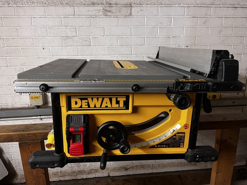 Dewalt dwe7492x12 110v - 110v, table