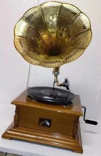 Antique Gramophone, Fully
