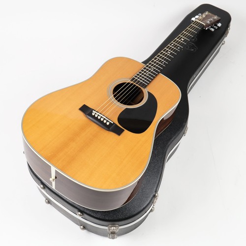 Martin acoustic guitar 28 - martin,