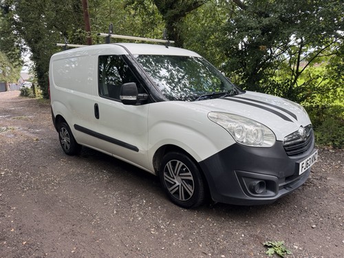 2013 vauxhall combo van diesel - vauxhall,
