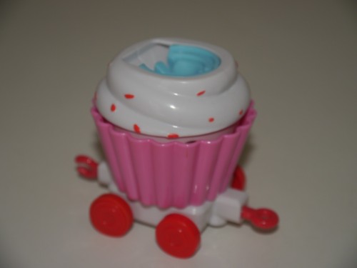 Peppa pig cupcake carriage - peppa,