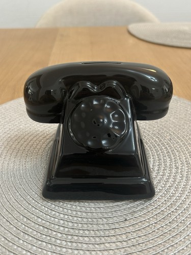 Glossy black ceramic vintage - black,