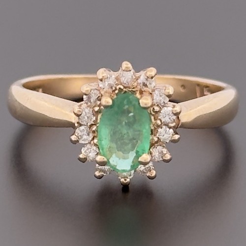 9ct yellow gold emerald - yellow,