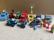9 Bob the Builder Vehicles & 3