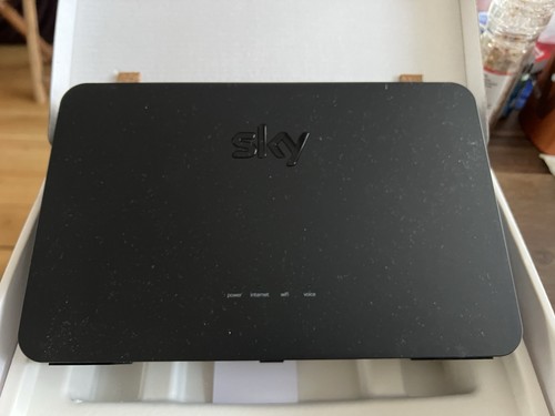Sky broadband router - new, boxed