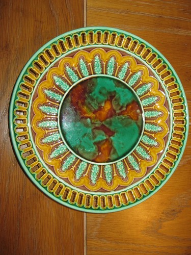 Wedgwood majolica plate - wedgwood,