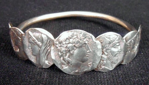 Solid silver medallion - solid,