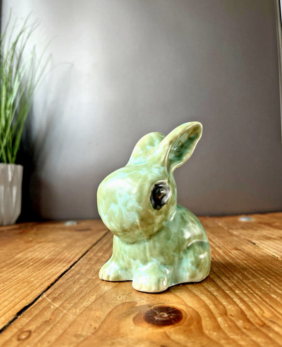 Mottled green art deco british - mottled,