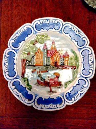 Vintage embossed majolica wall - embossed,