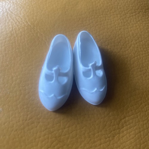 Rare mam selle debutante - rare, mam’selle