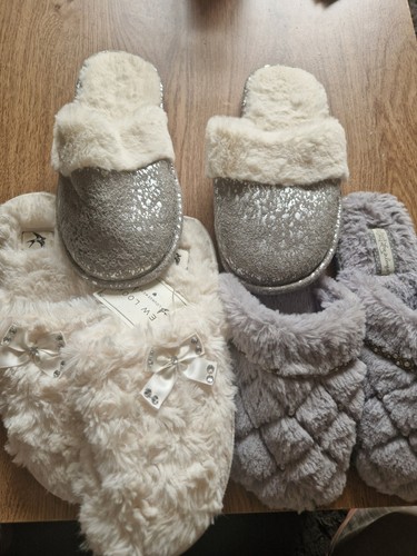 Bnwot pairs slippers - bnwot, of