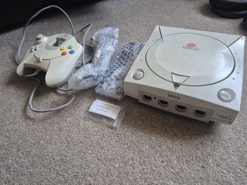 Sega dreamcast console - sega,