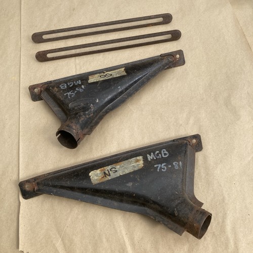 Mgb wind screen air vents - screen,