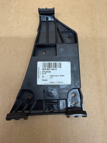 Audi front bumper left - s4, b5