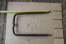 NORTON FRONT MUDGUARD STAY ES2