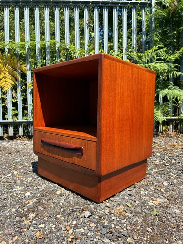 Plan fresco teak bedside - g,