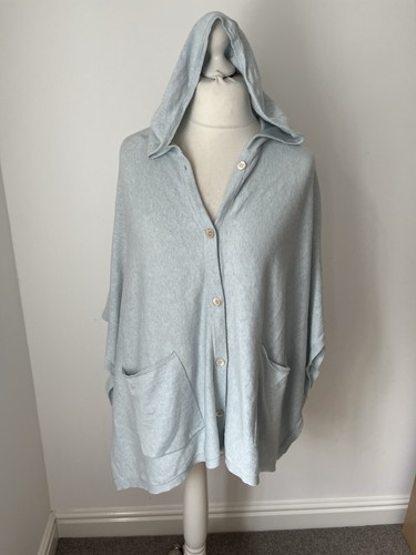 Poetry pale blue - pale,