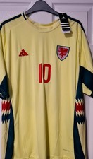 Wales replica Away Football