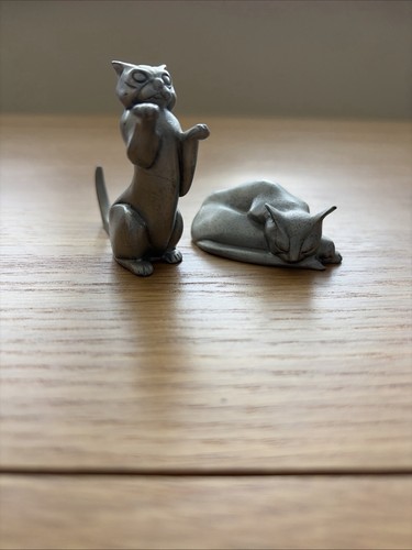 Pewter cat figurine selangor - pewter,