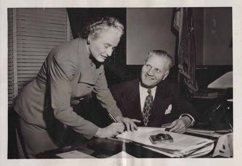 1930 grace lee nute writing - lee,
