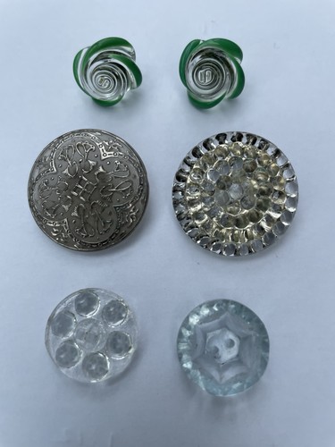 Vintage glass buttons - vintage,