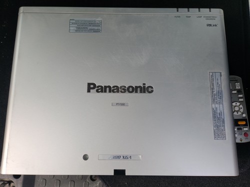 Panasonic f300 lcd - pt-f300,