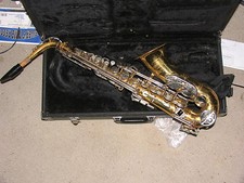 Vintage Bundy 2  Saxophone IN