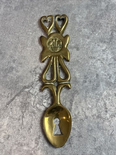 Vintage brass welsh love - vintage,
