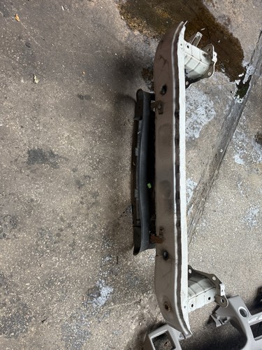 Volvo s40 front bumper - volvo,