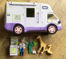 Animal Hospital Safari Rescue Vehicle & Accessories 
