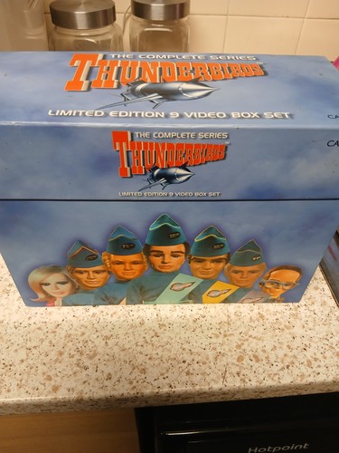 Thunderbirds the complete - thunderbirds,